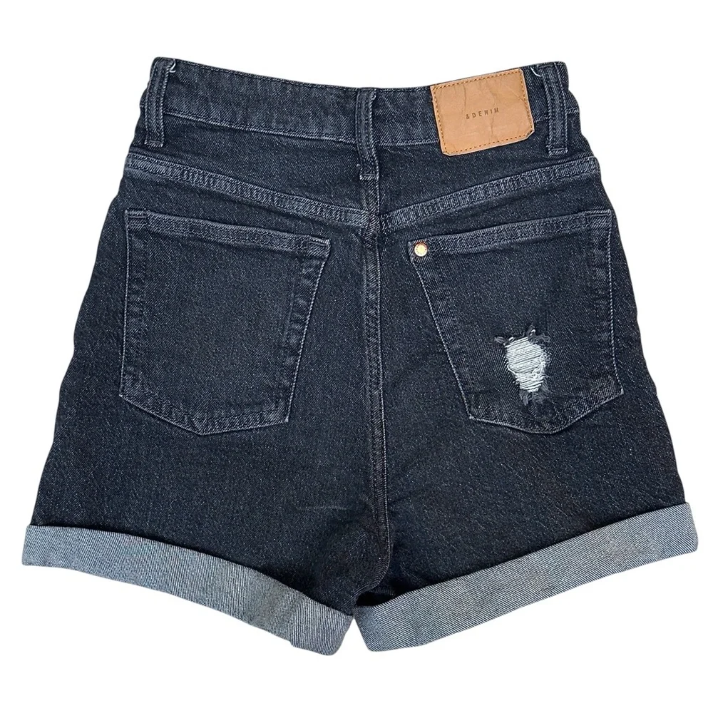 H&M Ultra High Waist Mom Shorts Sz 2 Distressed Black Denim Rolled Cuffs Cotton - Picture 3 of 6